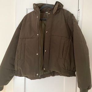 Army green puffer size M